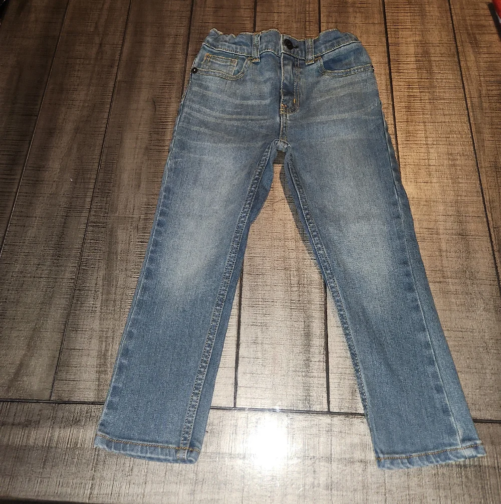 NWOT Oshkosh B'Gosh Classic Kids' Light Wash Denim Skinny Jeans